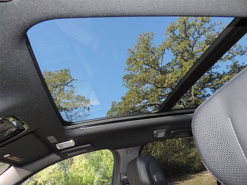 New 2026 Cadillac Vistiq Luxury image 14