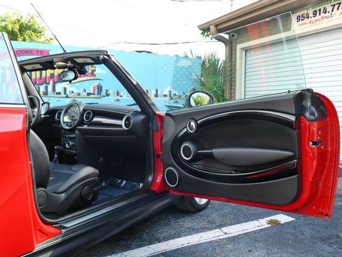 Used 2015 MINI Cooper Convertible w/ Sport Package FWD image 35