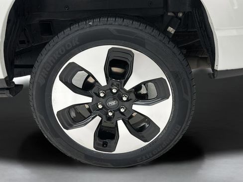 Used 2023 Ford F150 Lariat w/ Equipment Group 502A High AWD/4WD image 8