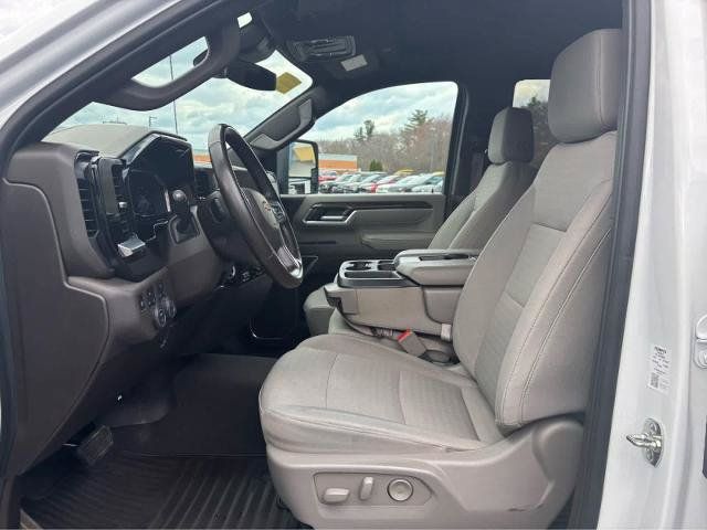 Used 2025 Chevrolet Silverado 2500 LT w/ Convenience Package AWD/4WD image 31