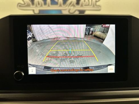 Used 2025 Toyota Tacoma SR5 image 25