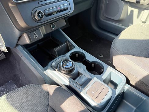 New 2025 Ford Maverick XL image 13