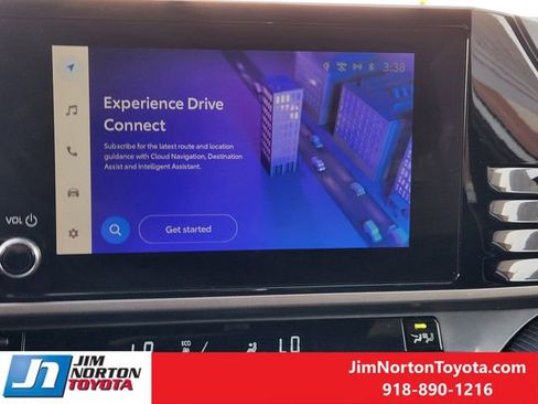 Used 2025 Toyota Camry SE image 20