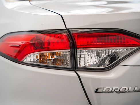 Used 2024 Toyota Corolla LE FWD image 8