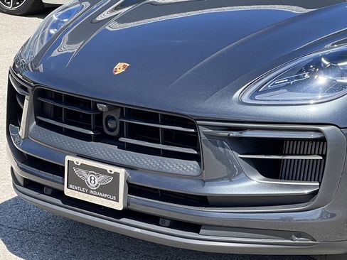 Used 2023 Porsche Macan S w/ Sport Chrono Package image 14