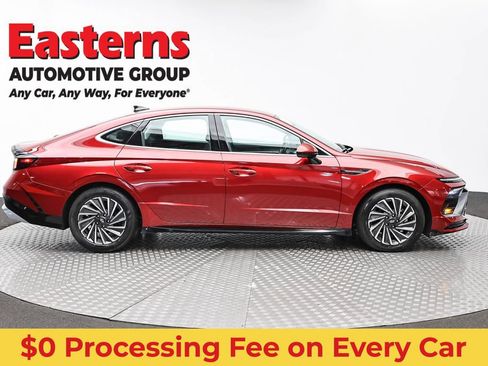 Used 2025 Hyundai Sonata SEL FWD image 4