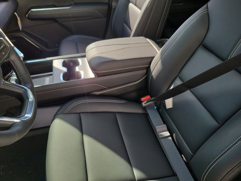 New 2026 GMC Acadia Elevation w/ Elevation Premium Package FWD image 24