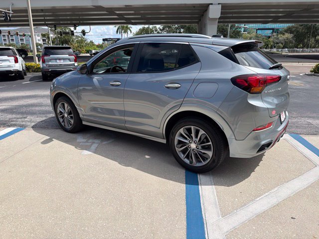 Used 2023 Buick Encore GX Select w/ Sport Touring Package FWD image 5