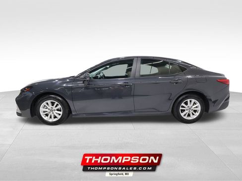 Used 2025 Toyota Camry LE image 1