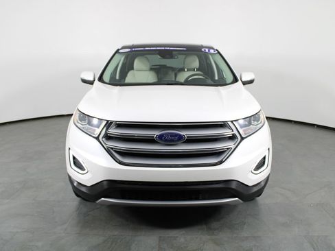 Used 2018 Ford Edge Titanium w/ Equipment Group 301A AWD/4WD image 12