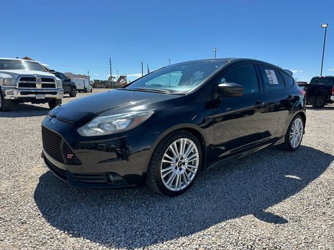 Used 2014 Ford Focus ST w/ Equipment Group 201A image 5