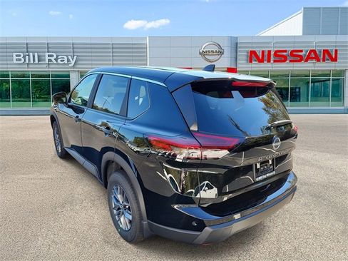 New 2026 Nissan Rogue S image 3