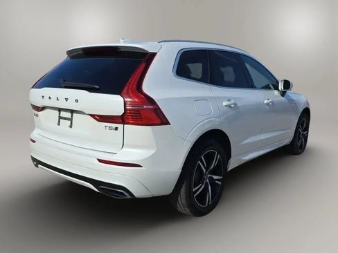 Used 2018 Volvo XC60 T5 R-Design w/ Protection Package AWD/4WD image 6