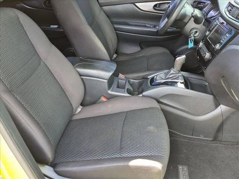 Used 2020 Nissan Rogue Sport S FWD image 19