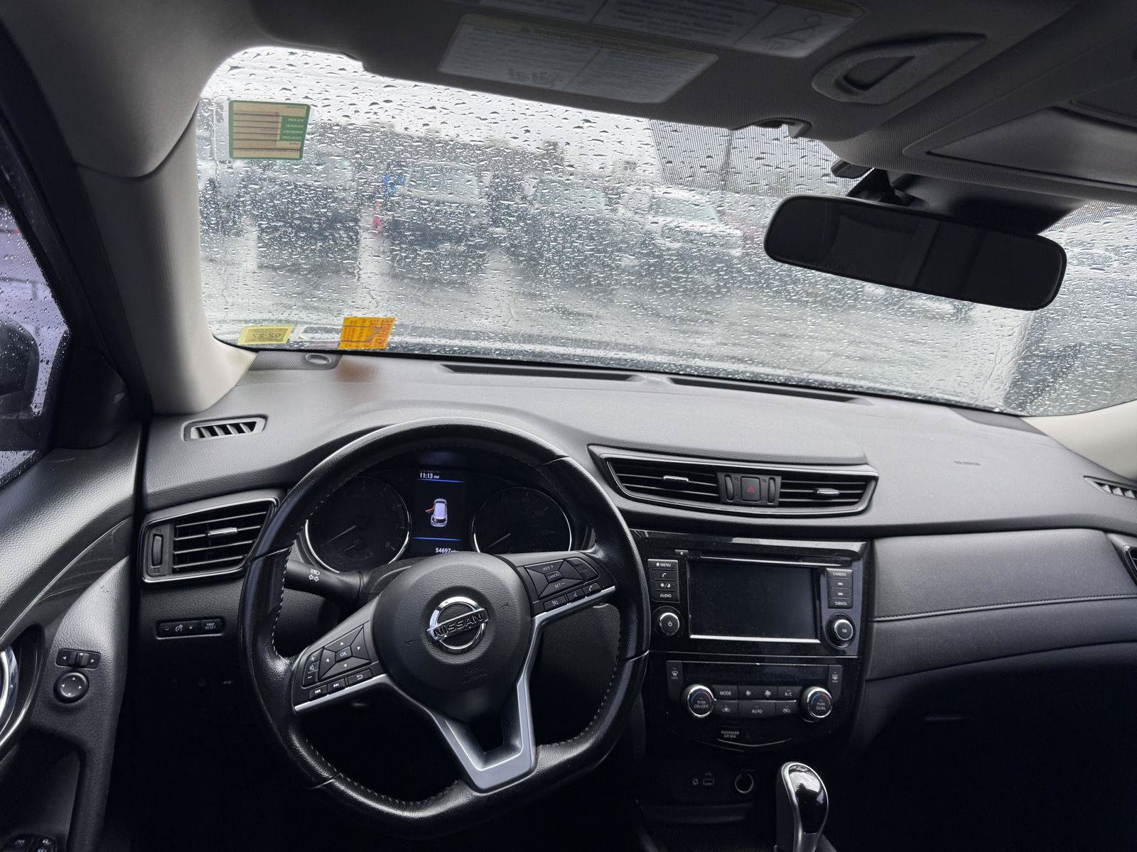 Used 2020 Nissan Rogue SV AWD/4WD image 11
