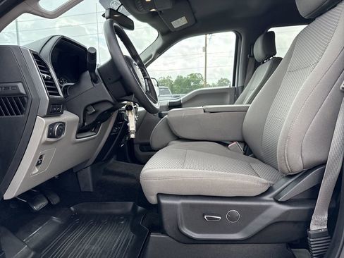 Used 2018 Ford F150 XLT w/ Trailer Tow Package AWD/4WD image 12