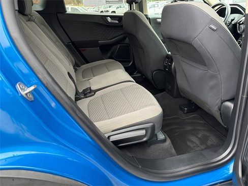 Used 2020 Ford Escape SE image 15