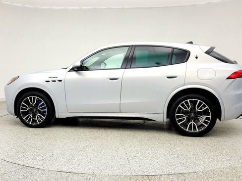 Used 2023 Maserati Grecale Modena AWD/4WD image 8