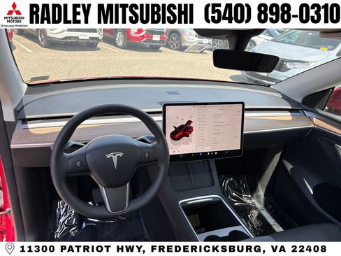 Used 2024 Tesla Model Y Long Range AWD/4WD image 13