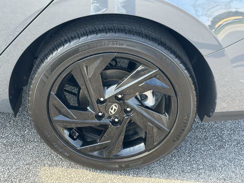 Used 2026 Hyundai Elantra Sport FWD image 18