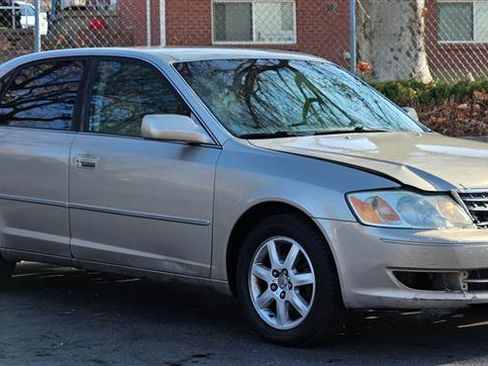 Used 2004 Toyota Avalon image 7