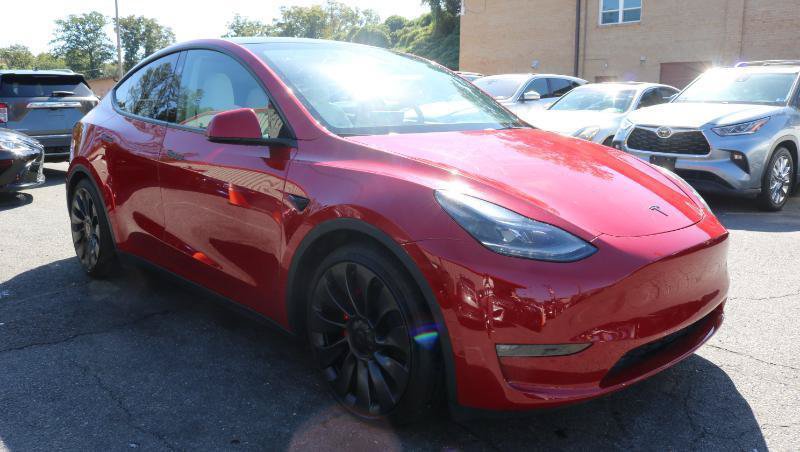 Used 2023 Tesla Model Y Performance AWD/4WD image 3
