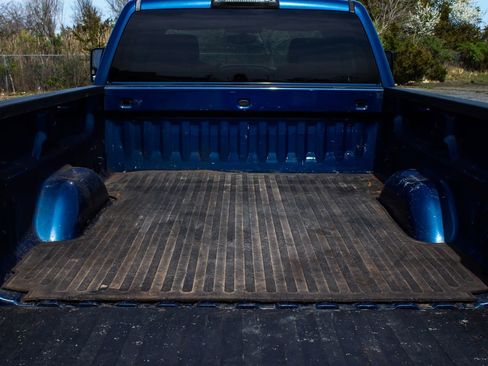 Used 2018 Chevrolet Silverado 1500 LT w/ All Star Edition image 39