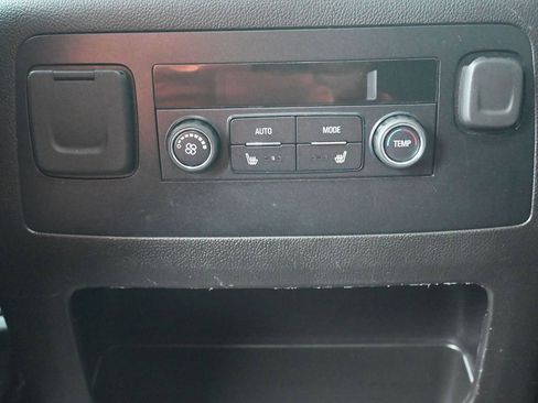 Used 2019 GMC Yukon SLT w/ HD Trailering Package AWD/4WD image 23