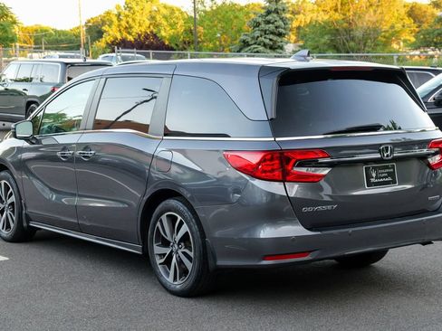 Used 2023 Honda Odyssey Touring image 5
