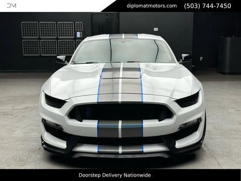 Used 2017 Ford Mustang Shelby GT350 image 9