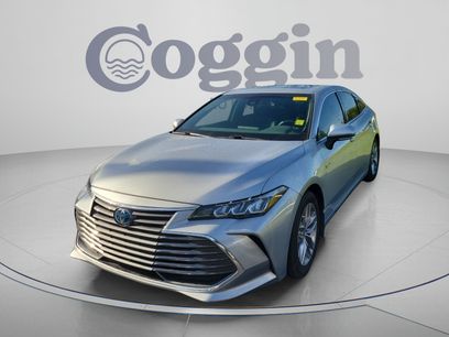 Used 2021 Toyota Avalon XLE w/ Moonroof Package