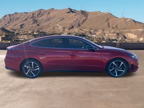 Used 2021 Hyundai Sonata SEL Plus w/ Preferred Accessory Package image 15