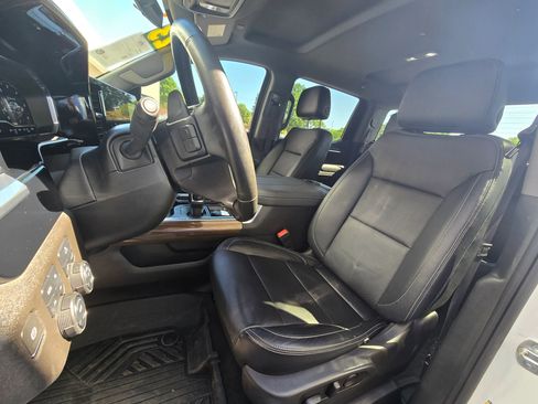 Used 2023 Chevrolet Silverado 1500 RST w/ Z71 Off-Road Package image 8