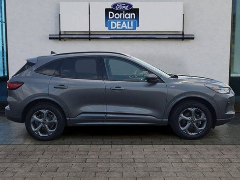 Certified 2024 Ford Escape ST-Line w/ Tech Pack #1 AWD/4WD image 2