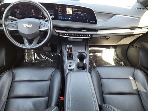 Used 2024 Cadillac XT4 Premium Luxury FWD image 24
