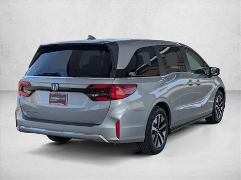 Used 2025 Honda Odyssey EX-L image 5