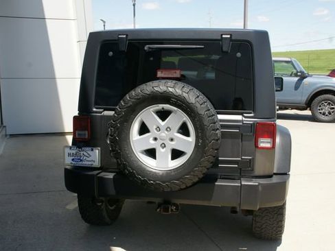 Used 2017 Jeep Wrangler Unlimited Sport w/ Quick Order Package 24S AWD/4WD image 4