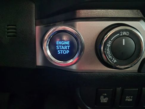 Certified 2023 Toyota Tacoma SR5 w/ Technology Package AWD/4WD image 24