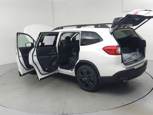 New 2025 Subaru Ascent Bronze Edition w/ Onyx Package image 11