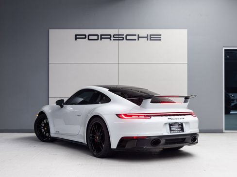 Certified 2024 Porsche 911 Carrera GTS image 3