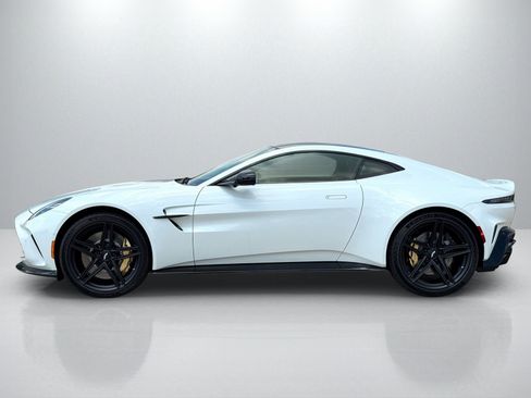 New 2025 Aston Martin V8 Vantage Coupe image 7