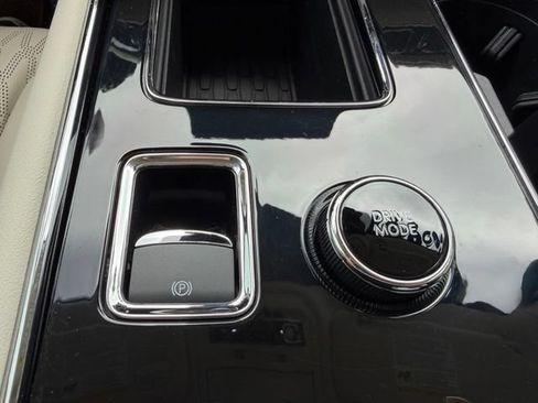 Used 2023 Lincoln Aviator Black Label AWD/4WD image 27