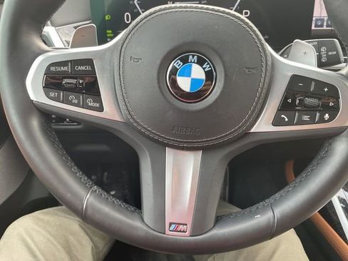 Used 2023 BMW X7 xDrive40i w/ M Sport Package image 40