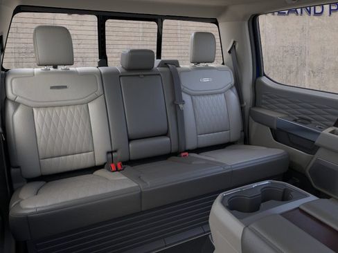 New 2026 Ford F250 Platinum w/ Platinum Plus Package AWD/4WD image 11