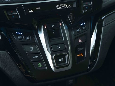 Used 2025 Honda Odyssey Elite image 33
