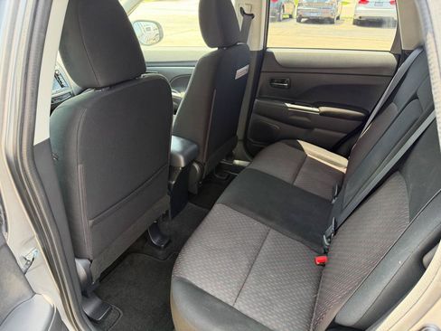 Used 2017 Mitsubishi Outlander Sport ES AWD/4WD image 13