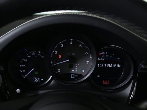 Used 2023 Porsche Macan S image 13