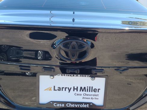 Used 2023 Toyota Camry SE FWD image 16