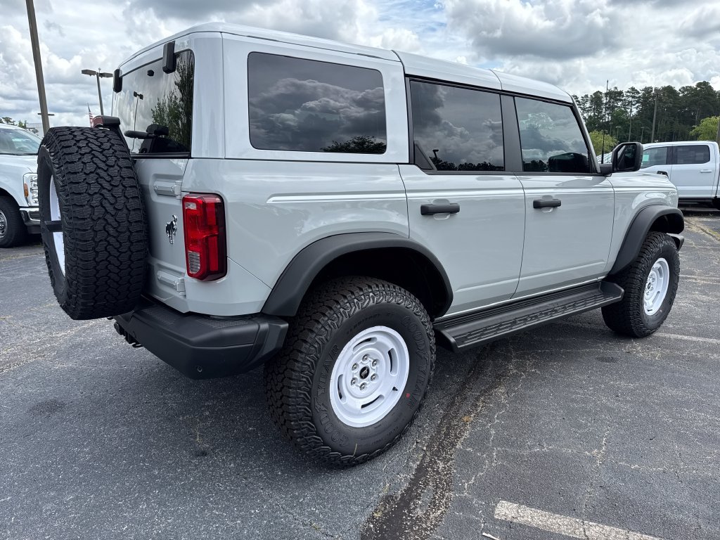 New 2026 Ford Bronco Heritage Edition AWD/4WD image 5