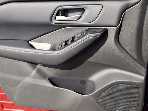 New 2026 Nissan Rogue SV FWD image 16